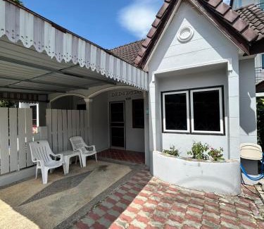 Cherngtalay House | The Endless Bangtao Residence PM12