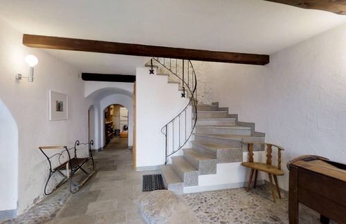 Zuoz House | The Engadine house was originally built in 1550 and restored in 1969, since then