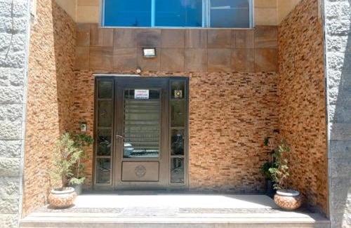 Al Jubeiha Apartment | The Engineer Studio Apartment