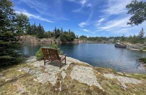 Vinalhaven Cabin | The Enoch Cottage at East Boston Quarry