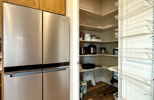 Baker City Apartment | The Entire Scenic Views Estate