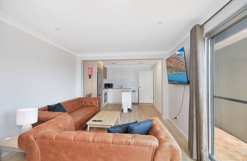The Entrance Apartment | The Entrance Hideaway