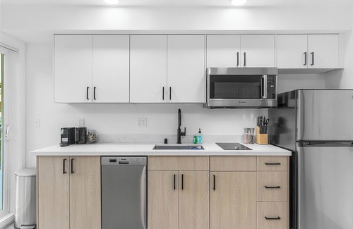 Fremont Apartment | The Equinox