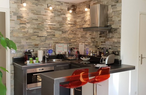 Waldeck-Sully Apartment | The Erdream