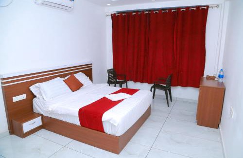 Kanjirappally Hotel | The Erumely Palace