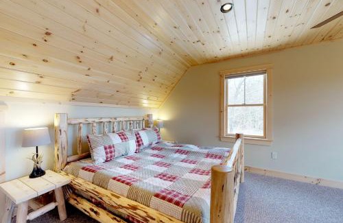 Bethel House | The Escape at Thunder Snow