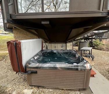 Cheat Lake House | The Escape Pod Cheat Lake, Morgantown, Hot Tub, 2Bed, 2Bath