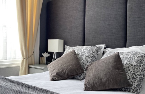 Weymouth House | The Esplanade