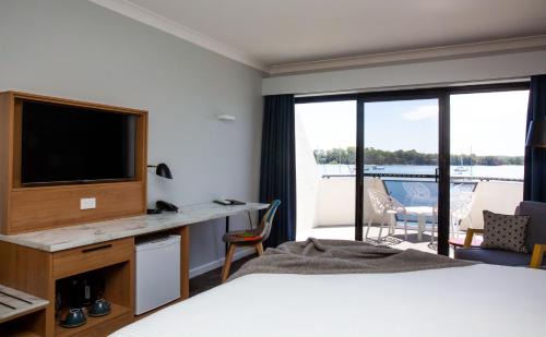 Batemans Bay Hotel | The Esplanade Motel