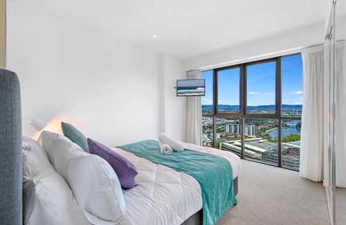 Broadbeach Apartment | The Eureka Gold Coast Residence on Broadbeach
