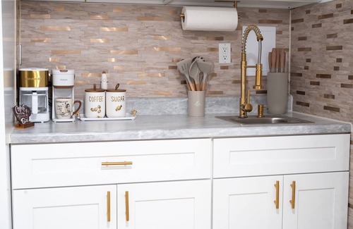 North Bergen Apartment | The Everdrian Soul-NYC vibes