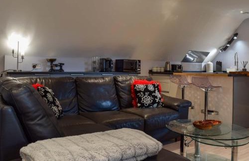 Wallingford Apartment | The Ewelme Hideaway