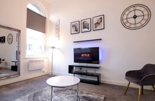 Bolton Apartment | The Exquisite Jewel of Central Bolton