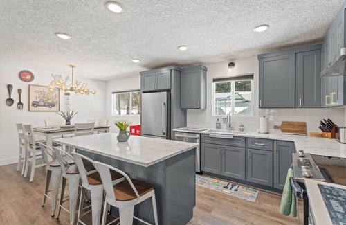 Coeur d'Alene House | The Fairway Home - "3000 sq. ft. Family Friendly Vacation Home w/Game Room"