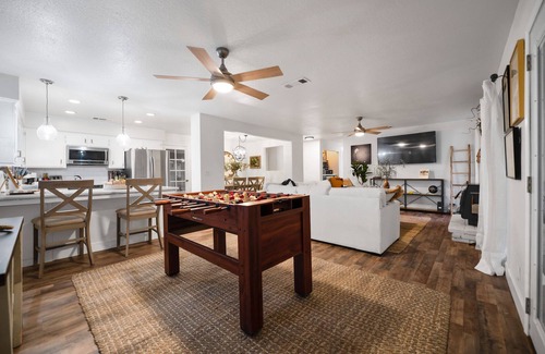 Springville House | The Fairway House at River Island Golf Course