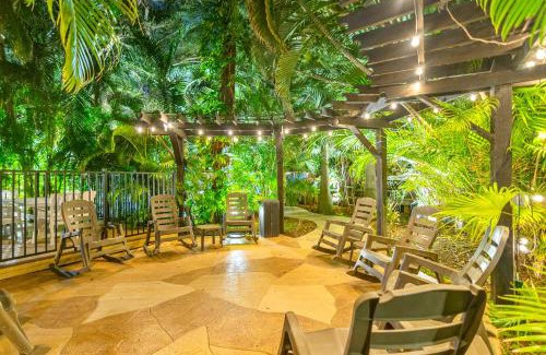 Palm River Estates Hotel | The Fairways Inn of Naples
