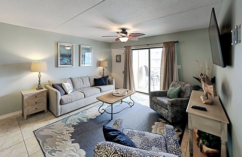 Orange Beach Condo | The Family Beach House - Sugar Beach: Gulfside, 4 Shared Pools, Tennis Undo