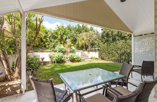 Wooloowin House | The Family Getaway ~ 3 Bed/2 Bath/1Car ~ Wooloowin