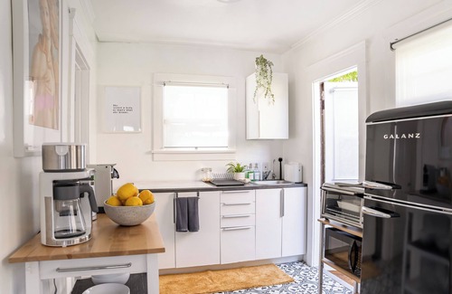 Eastside House | The Family Oasis Long Beach, 1 mi. Beach!