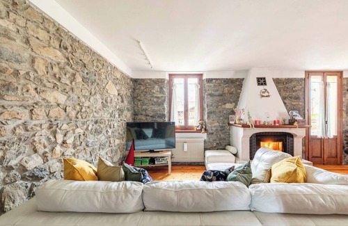 Valle di Cadore Apartment | The Family Stone House Dolomites Cortina