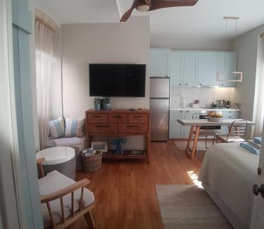Old Town Apartment | The "Fan" studio in the heart of Old Corfu Town