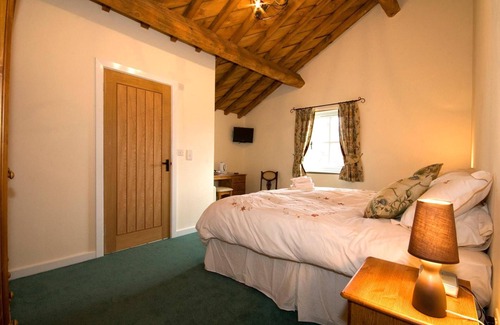 Ormskirk Bed & Breakfast | The Farm Burscough