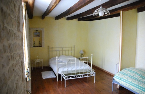 Prisse-la-Charriere Bed & Breakfast | THE FARM OF CONTREMARCHE