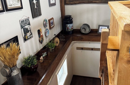 Guelph/Eramosa House | The Farm Shed @ Walnut Ridge Farm, Guelph, Elora, Fergus