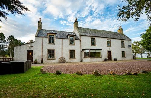 Forres House | The Farmhouse, 6 bed property, Forres