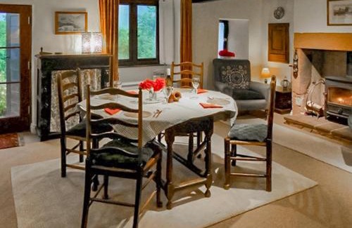 Martindale House | The Farmhouse At Halllin Bank - Uk49040