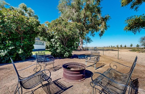 Burley House | The Farmhouse Cottage