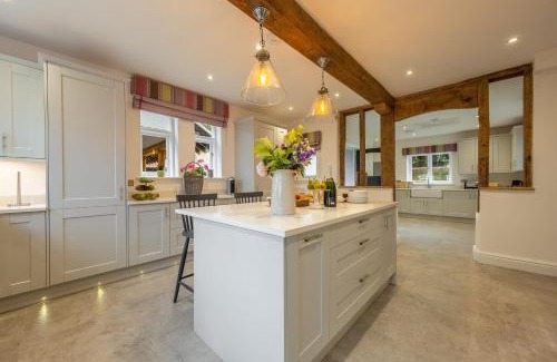 Pakenham House | The Farmhouse, Nether Hall Estate