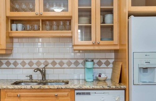 De Winton Apartment | The Farmhouse @ Spruce Meadows/Dewinton 2 bed