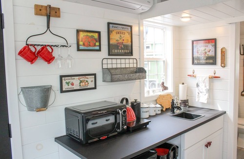 Muskegon Apartment | The Farmhouse - Tiny Digs Lakeshore