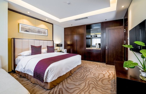 Kuiwen District Hotel | The Farrington Hotel - Building B