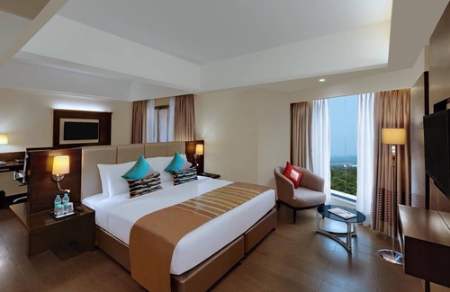 Bainguinim Hotel | The Fern Kadamba Hotel and Spa