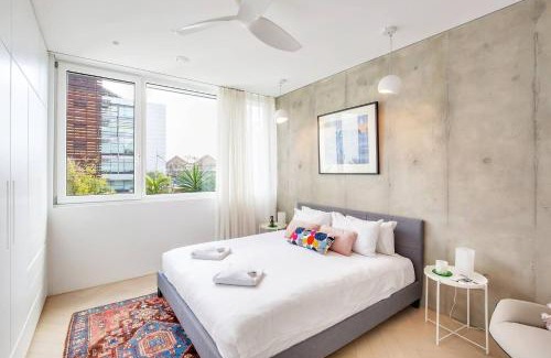 Alexandria Apartment | 'The Fern' Split-level Eco Luxury with Lush Courtyard