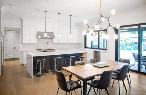 Langley House | The Fernridge Escape: 5BD Family Retreat!