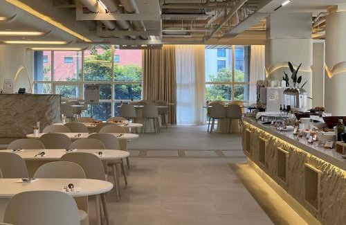 Seogwipo City Hotel | The First70 Hotel