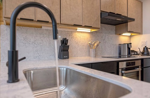 Bristol House | The Fives - 22482 McCurry Haven