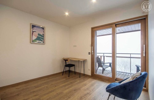 Bellecombe-en-Beauges House | THE FLAT BENCH HOUSE