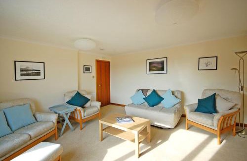 Helensburgh Apartment | The Flat In The Square