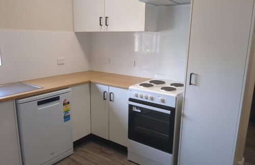 North Moonta House | The Flat on Muddy- Welcome to your stylish home away from home!