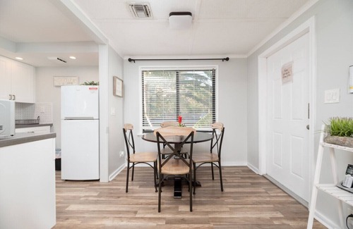 Riverside Park Apartment | The Flats at Riverside Park #4