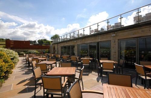 Ainley Top Hotel | The Fleece Inn at Barkisland
