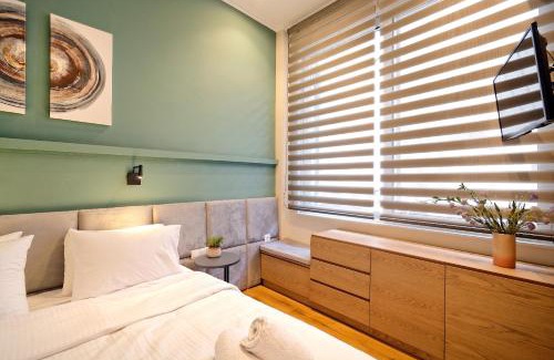 Kallithea Apartment | The Flirty Athens apartment