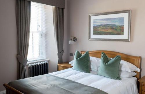 Alford Hotel | The Forbes Arms Hotel
