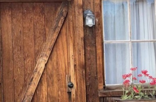 Lake George Cabin | The Foreman Cabin - Pet friendly