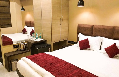 Fort Hotel | The Fountain Inn - Fort