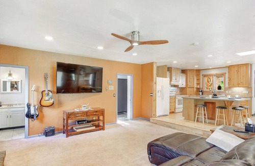 Morrison House | The Four Pines I Near Red Rocks & Trails